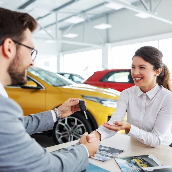 How a Lawyer Panel Simplifies the Car Loan Settlement Process