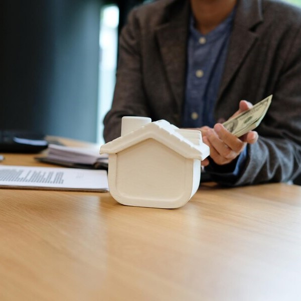 Bank Harassment Support for Credit Card Loan Settlement with High Interest Rates